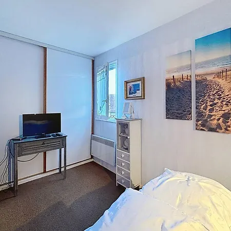 Duplex Accueillant 4 Pers, A 100m De La Avec Balcon, Acces Direct, Wifi - Merville-franceville - Fr-1-465-105 * 玛维尔弗朗斯维尔