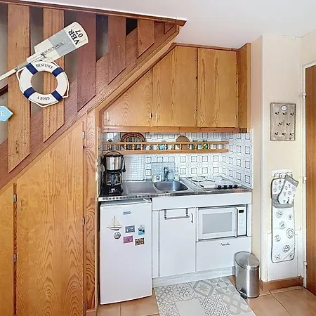 Duplex Accueillant 4 Pers, A 100m De La Avec Balcon, Acces Direct, Wifi - Merville-franceville - Fr-1-465-105 公寓 *